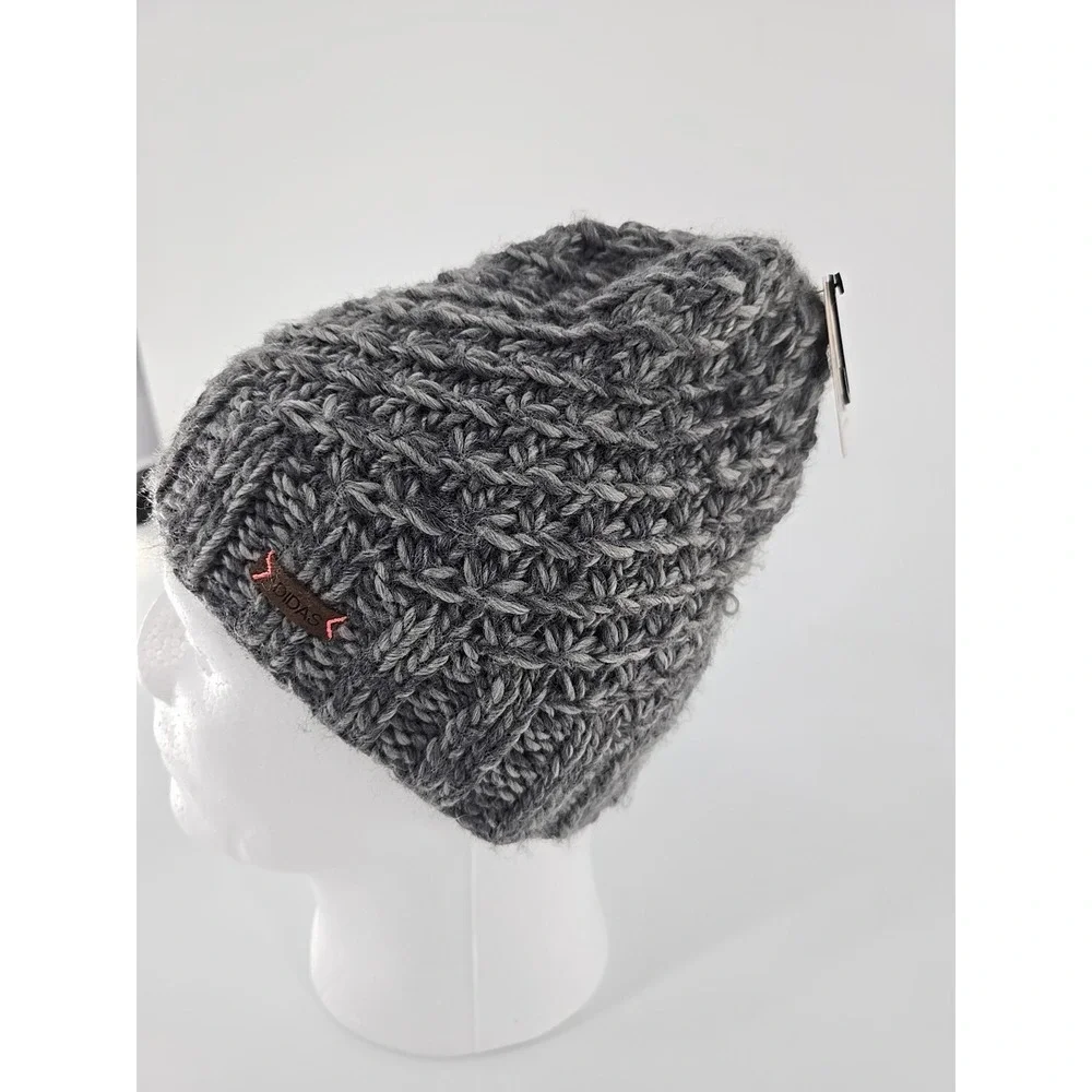 HANDKNIT‎ Adidas Women's Grey Whittier Beanie #5146589 New With Tags!